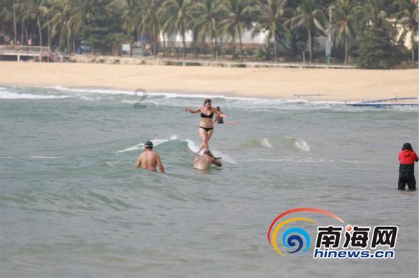 男人是不是都不喜欢女朋友给自己买东西？